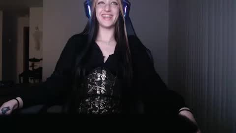 Madame Bubs online show from May 29, 4:10 am