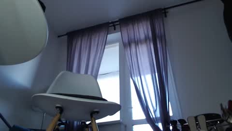 madamekatrina online show from October 8, 1:20 pm