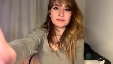 Snapshot of madamme_devorah chatting on May 13, 3:37 am Meleena redhead Maria Black hear online show from May 13, 3:37 am