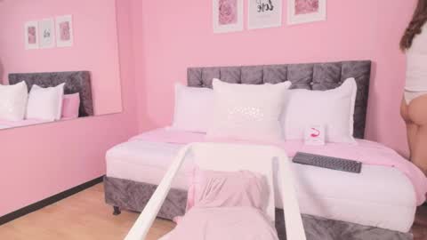 Maddie online show from October 16, 6:53 pm