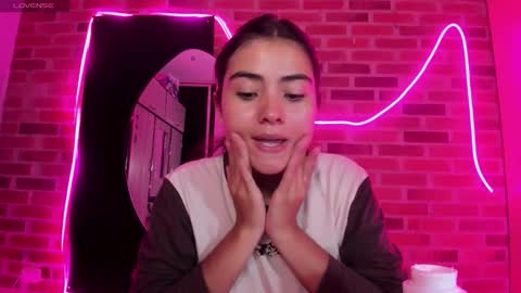 M A D D I E    K I M online show from October 13, 3:50 am