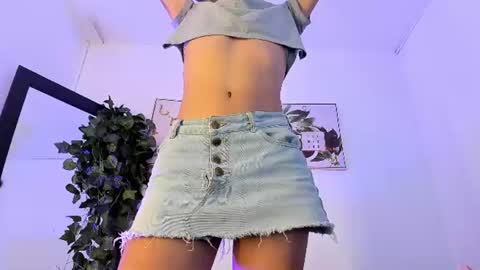 Maddie Ray online show from June 24, 11:53 am