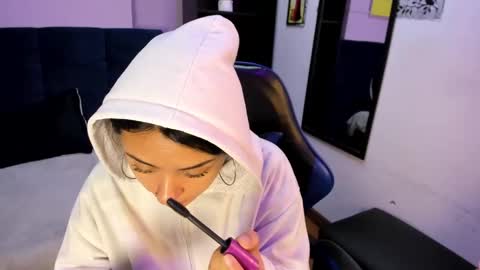 maddiee_jackson online show from September 27, 3:33 am