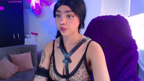 maddiie and clyde online show from March 22, 6:44 pm