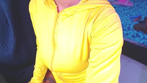 Maddie online show from October 11, 2:15 pm