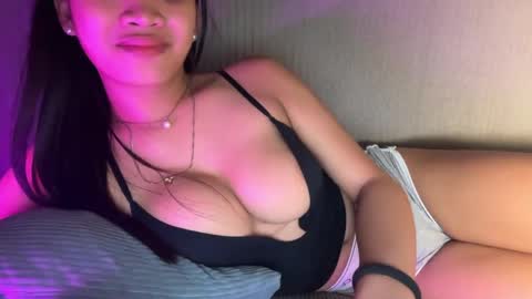 Snapshot of maddison_jade chatting on June 6, 7:40 pm maddison_jade online show from June 6, 7:40 pm