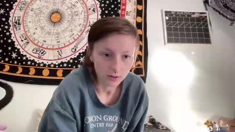 Snapshot of maddlips chatting on November 15, 9:11 pm Rat Boy online show from November 15, 9:11 pm