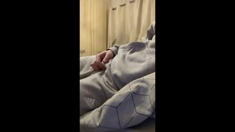 maddogg17 online show from December 18, 7:53 pm