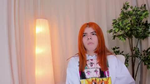 Maddy Please help me with your thumbs up its important online show from February 17, 9:56 am