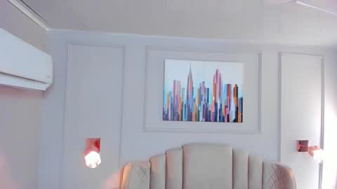 Maddy  online show from October 19, 7:03 pm