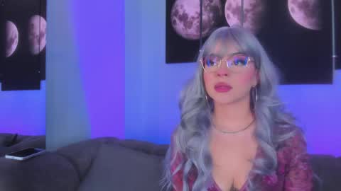 Snapshot of maddy_walker chatting on April 17, 12:30 pm Maddy online show from April 17, 12:30 pm