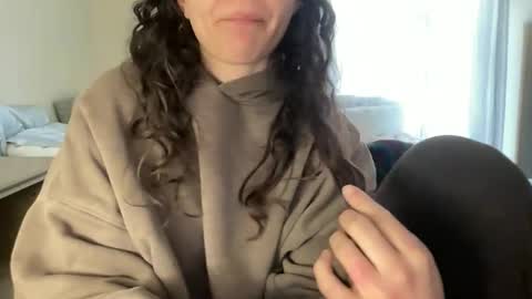 Snapshot of maddyhasyummypussy chatting on March 10, 2:22 pm maddyhasyummypussy online show from March 10, 2:22 pm