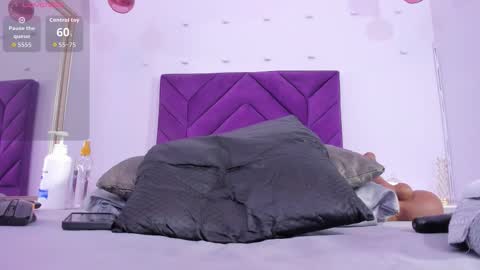 maddyjohnsonn online show from November 8, 4:01 am