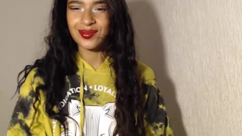 Snapshot of made_lover1999 chatting on December 5, 10:33 am Made online show from December 5, 10:33 am