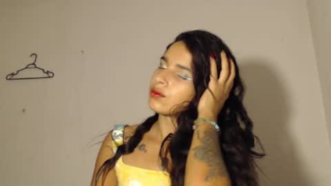 Snapshot of made_lover1999 chatting on December 8, 12:40 am Made online show from December 8, 12:40 am