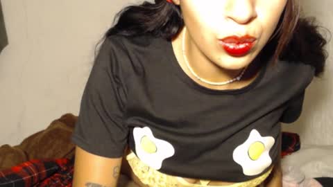 Snapshot of made_lover1999 chatting on December 9, 1:07 am Made online show from December 9, 1:07 am