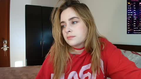 Snapshot of madelamee chatting on February 1, 11:58 pm madelamee online show from February 1, 11:58 pm