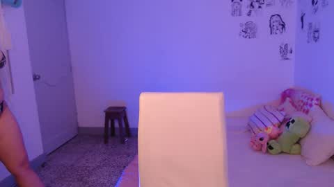 Madeline  online show from November 8, 11:03 pm