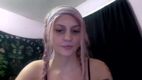 madeline online show from September 22, 4:14 am