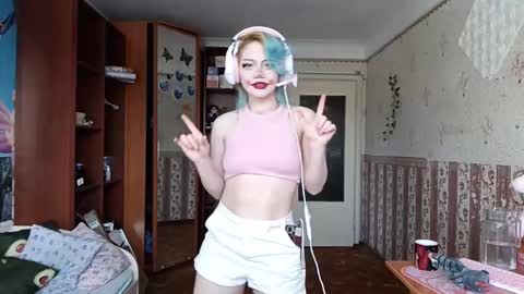 Alice Kaneki online show from February 19, 6:53 am