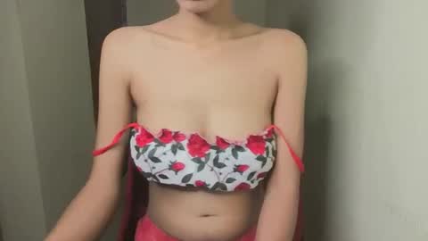 madhubala09 online show from October 30, 8:53 pm