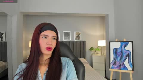Madie  online show from December 7, 12:02 pm