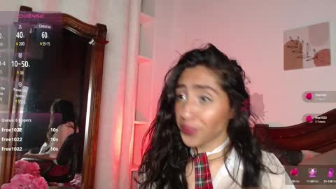 Snapshot of madisex_s chatting on December 21, 7:24 am Madelein online show from December 21, 7:24 am