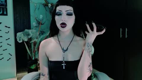 madison_jacksonn online show from January 8, 8:33 pm