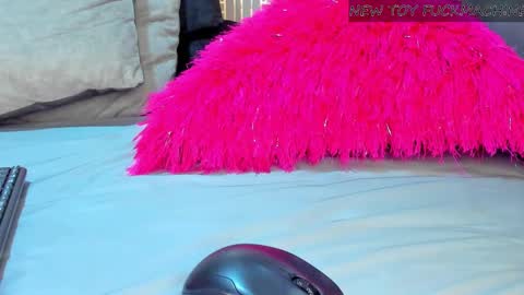Snapshot of madison_milan chatting on March 9, 11:56 pm online show from March 9, 11:56 pm
