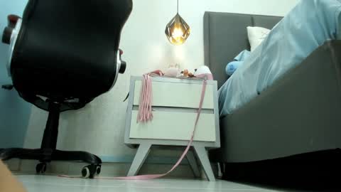 Snapshot of madison_rowan chatting on February 6, 6:08 am MADI online show from February 6, 6:08 am