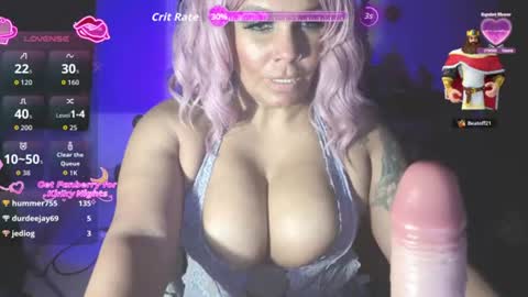 Snapshot of madisonjayde77 chatting on June 27, 12:22 pm MadisonJayde online show from June 27, 12:22 pm