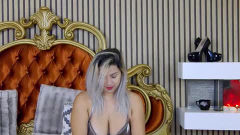 madisonrusso online show from October 24, 7:05 am