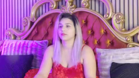 madisonrusso online show from December 23, 9:07 am