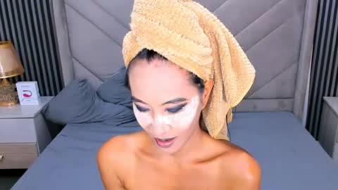 Madison Silva online show from July 26, 7:59 am