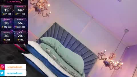 Madisson online show from December 17, 3:17 pm