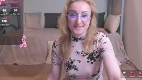 Snapshot of madissonkiss chatting on June 1, 5:58 pm Madisson online show from June 1, 5:58 pm