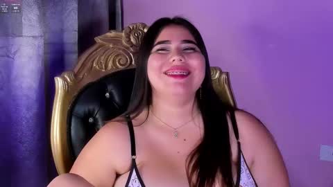 Snapshot of madissonlee__ chatting on October 14, 7:47 pm madissonlee__ online show from October 14, 7:47 pm