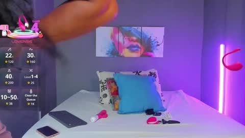 Madi online show from November 11, 5:24 pm