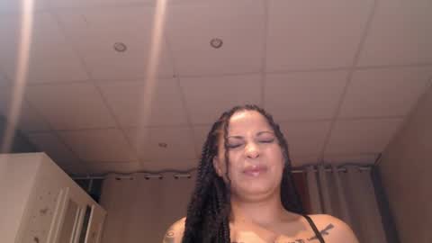 madiysony online show from June 9, 5:52 am
