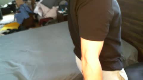 Guigui online show from March 22, 1:25 pm