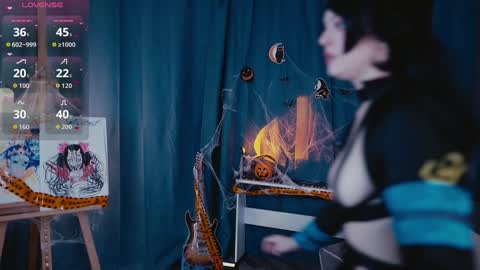 Snapshot of madnessalise chatting on October 17, 3:25 pm Alice online show from October 17, 3:25 pm