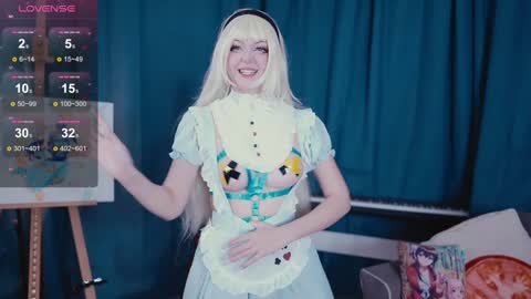 Snapshot of madnessalise chatting on November 12, 1:44 pm Alice online show from November 12, 1:44 pm