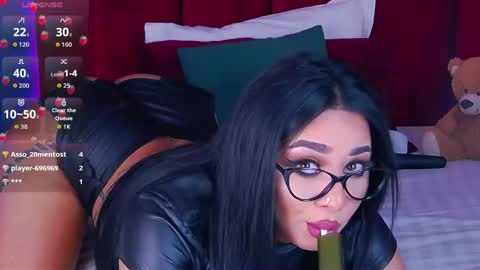 MadyLuxx online show from April 15, 7:58 pm