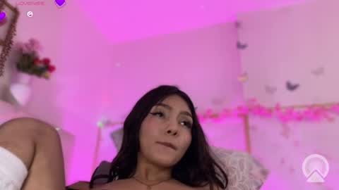 madysson__js_ online show from April 24, 6:10 pm