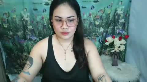 mae_hottie69 online show from October 25, 9:17 am