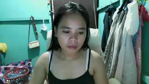 mae_lovers234xx online show from December 7, 2:13 pm