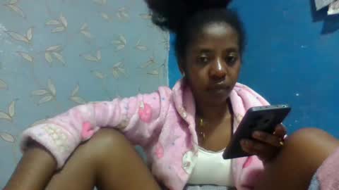 Snapshot of maella007 chatting on June 3, 3:06 pm maella007 online show from June 3, 3:06 pm