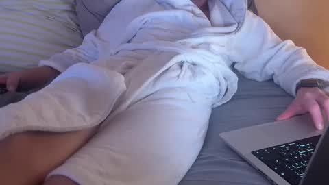 Snapshot of maerte chatting on December 27, 6:42 pm maerte online show from December 27, 6:42 pm