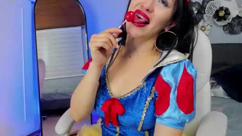 Snapshot of mafe_cream chatting on October 30, 8:42 pm Maria Fernanda online show from October 30, 8:42 pm