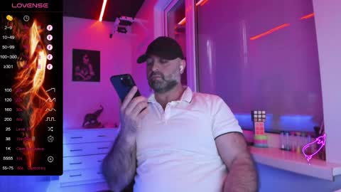 Magabear online show from April 4, 9:40 am